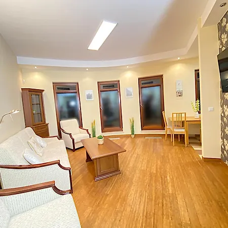 Apartimento Witold Apartman *