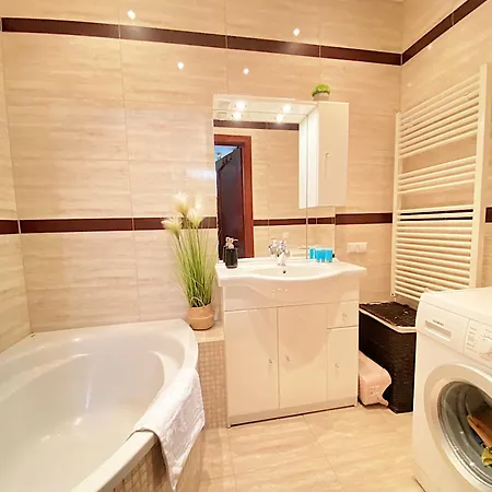 Apartimento Witold Apartman *